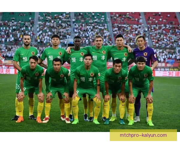 广州队欠薪风波再度升级，球员集体发声令人担忧，状态回暖亟待解决