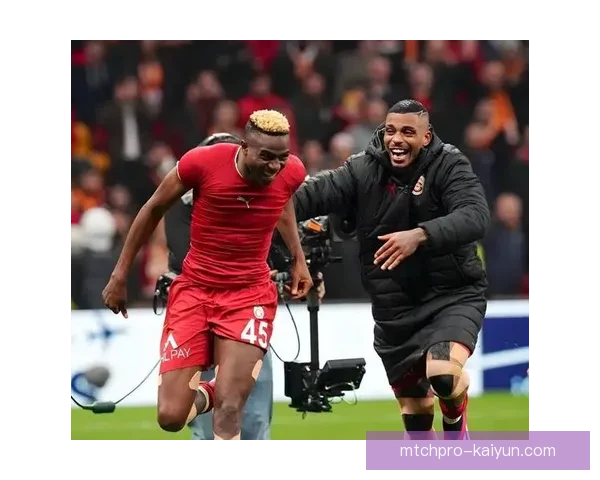 意甲奥斯梅恩状态回暖，近期表现稳健有望助球队争夺积分